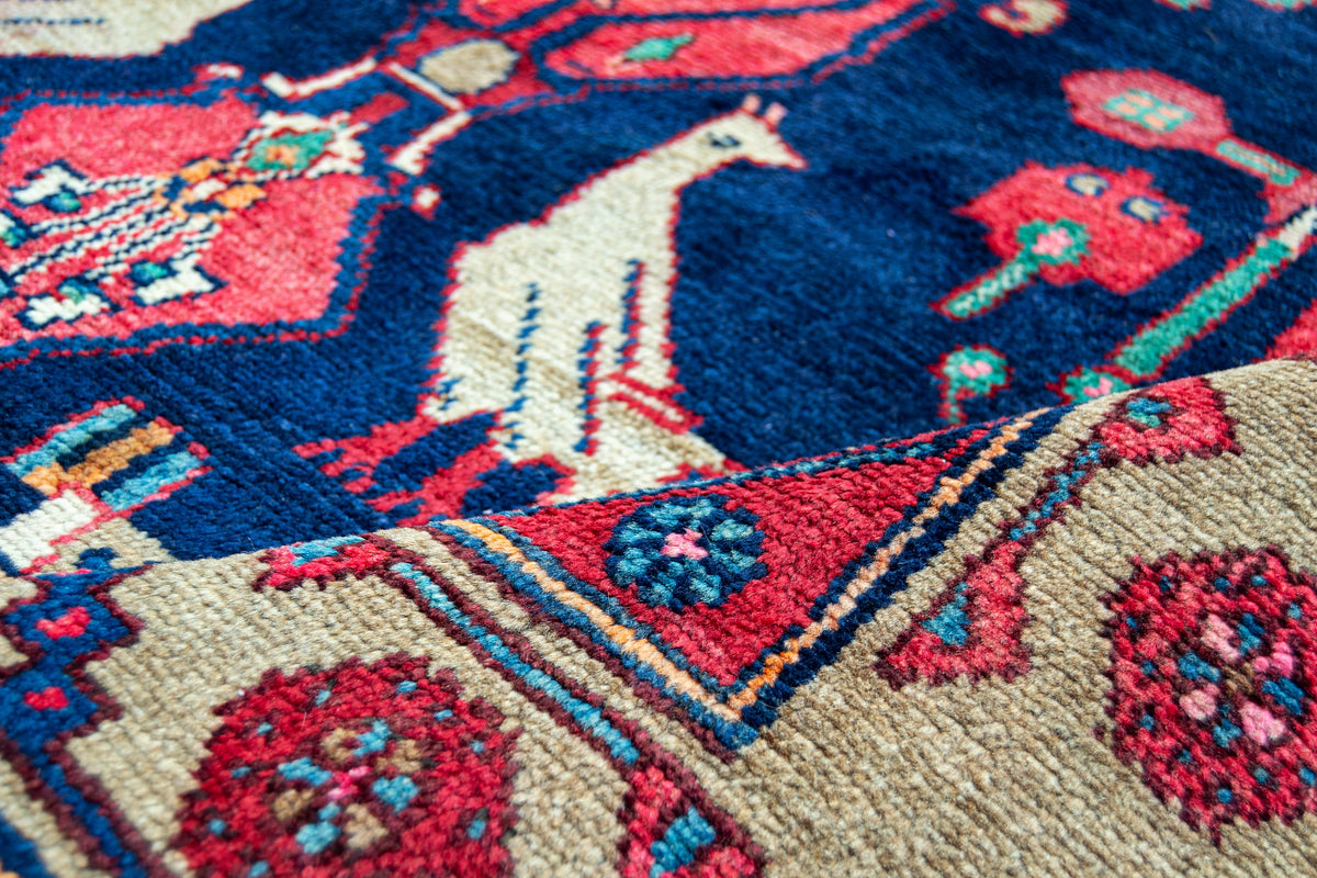 Hand-knotted Wool Persian Zanjan Rug 143cm x 307cm