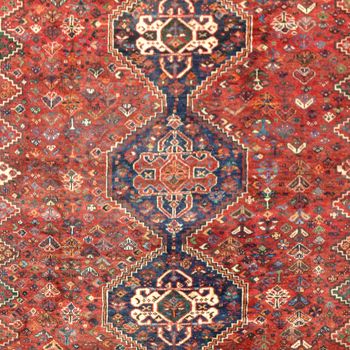 Hand-knotted Wool Shiraz Persian Rug 175cm x 265cm