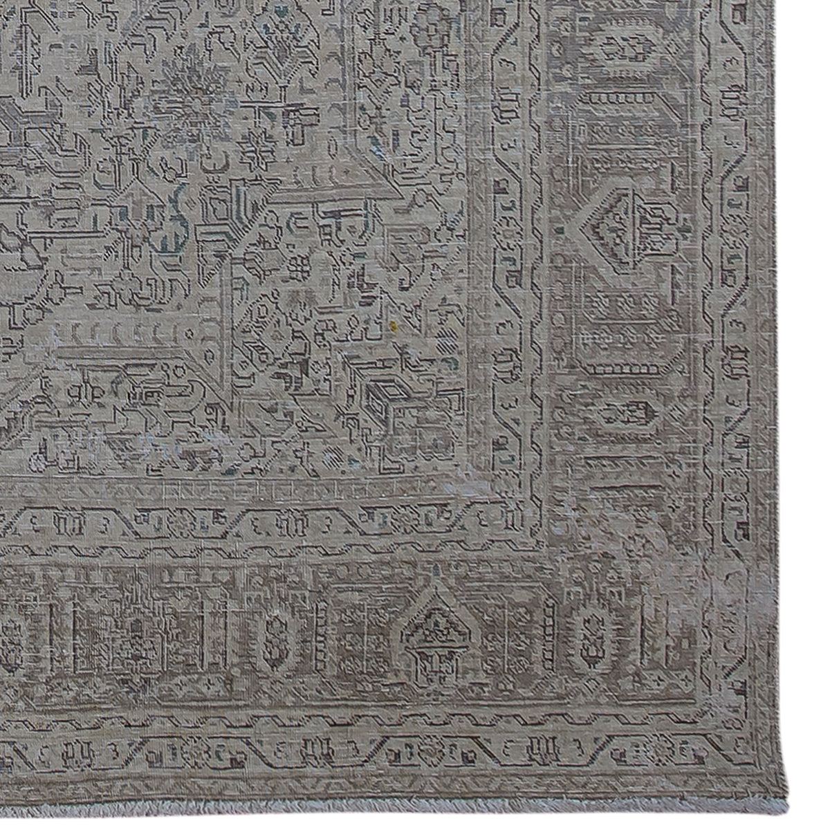 Fine Hand-knotted Wool Vintage Persian Rug 195cm x 296cm