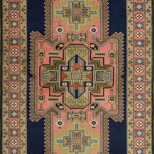 Fine Hand-knotted Wool Persian Ardabil Rug 139cm x 240cm